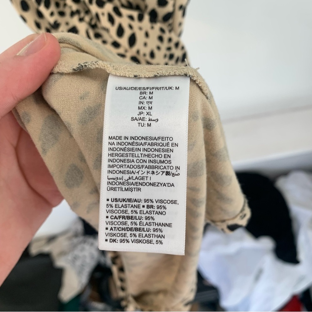 Amazon Essentials Patterned Maxi Dress Size Mediu… - image 5